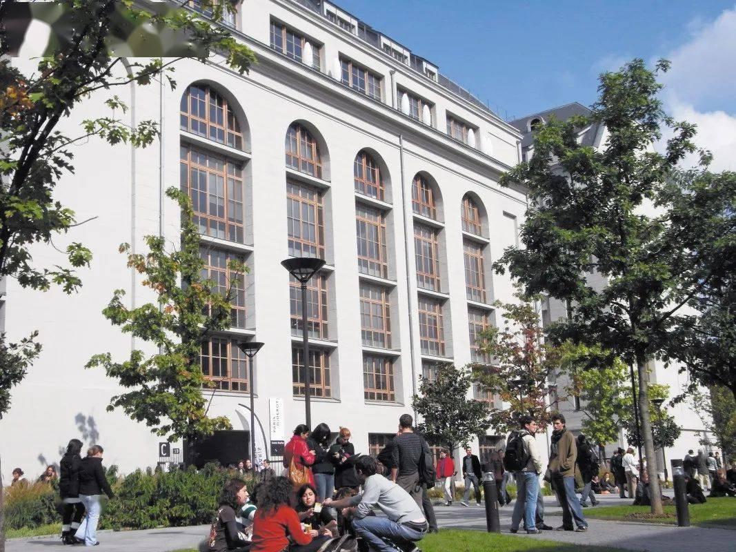 在法国孔子学院当中文志愿者,是什么样的体验?