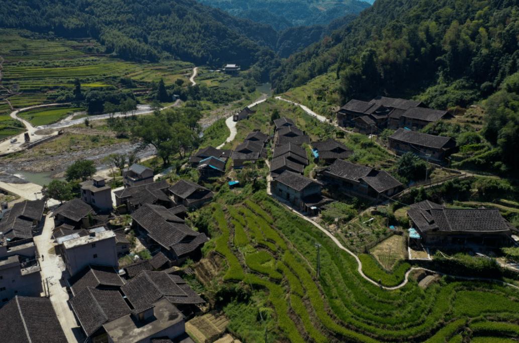 重新认识西坪这个人少景美的秘境