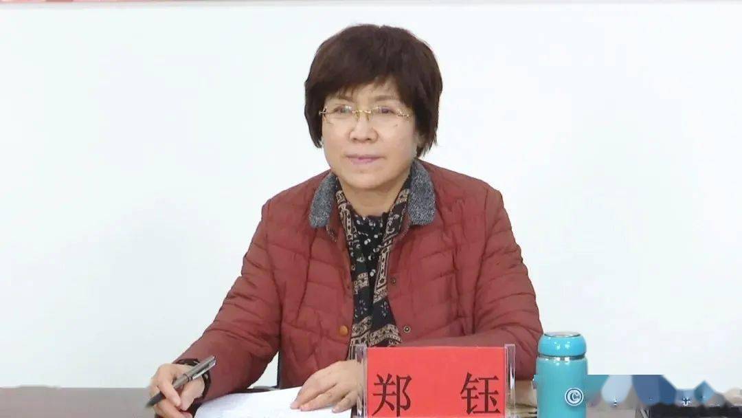 4名群众反映包工方拖欠农民工工资靖远县委书记郑钰坐班接访