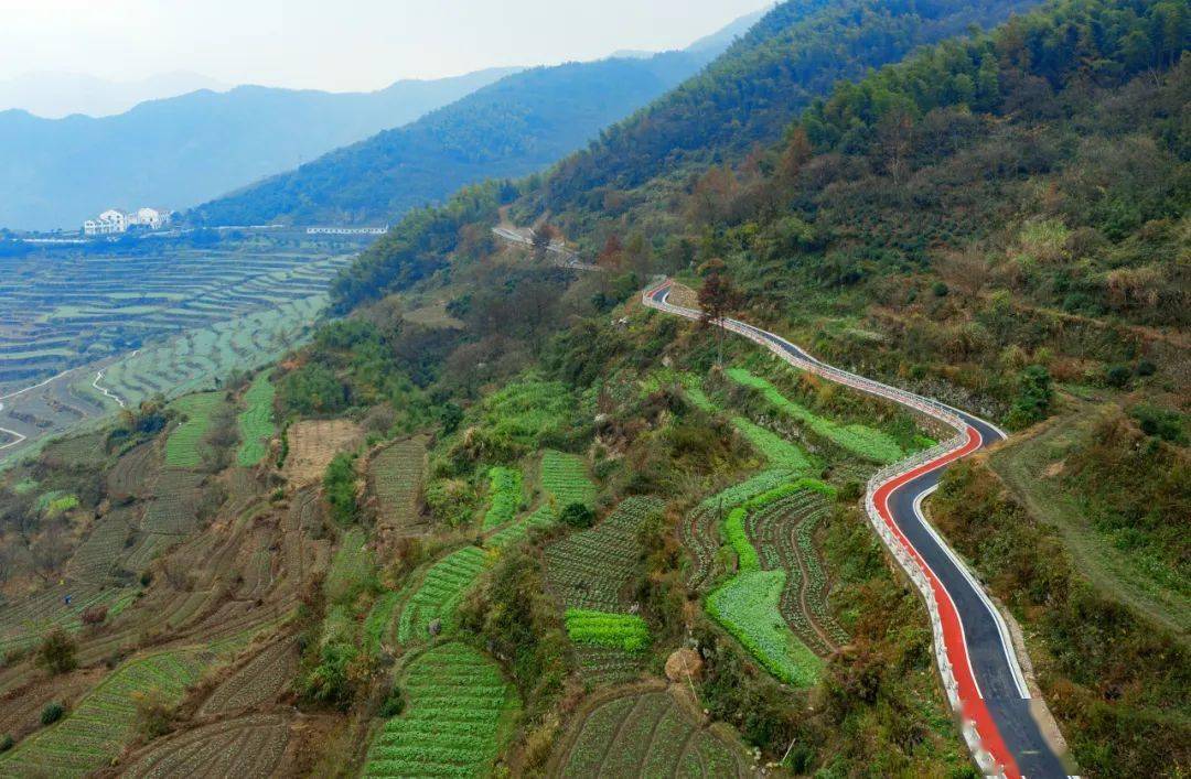 投资250万元梯田游步道串联百年古村美呆了