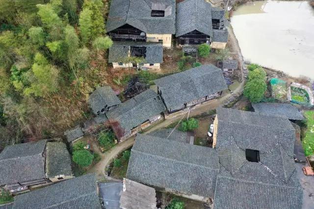 东安下界头村有一个叫江田的地方藏在深山之中如世外桃源