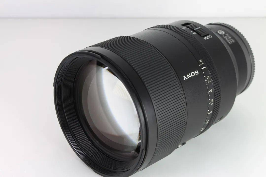 佳能24-105 rf 成色98新 6500元4,佳能100-400 一代 成色99新 4700元5