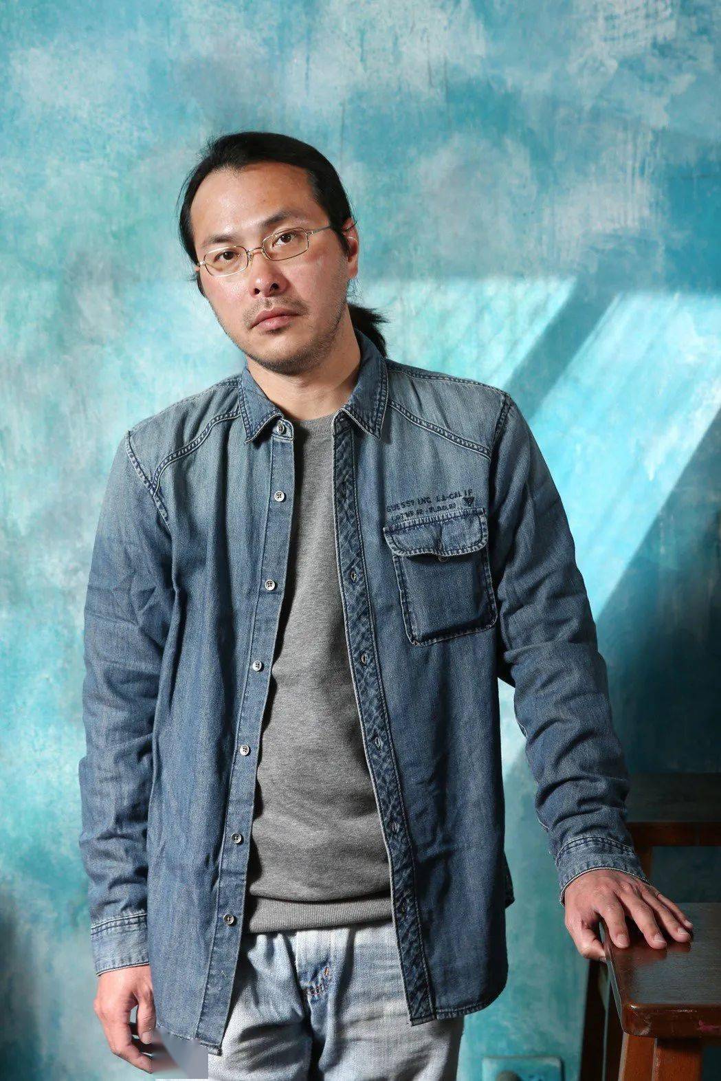 据台湾传媒报道,范植伟在今年5月与台湾知名歌手孟庭苇的前夫张志鹏签