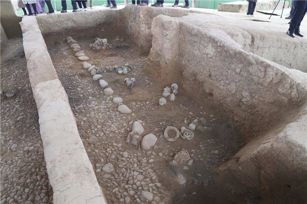 衢江惊现3000年前西周土墩墓群墓主人是谁有什么瑰宝