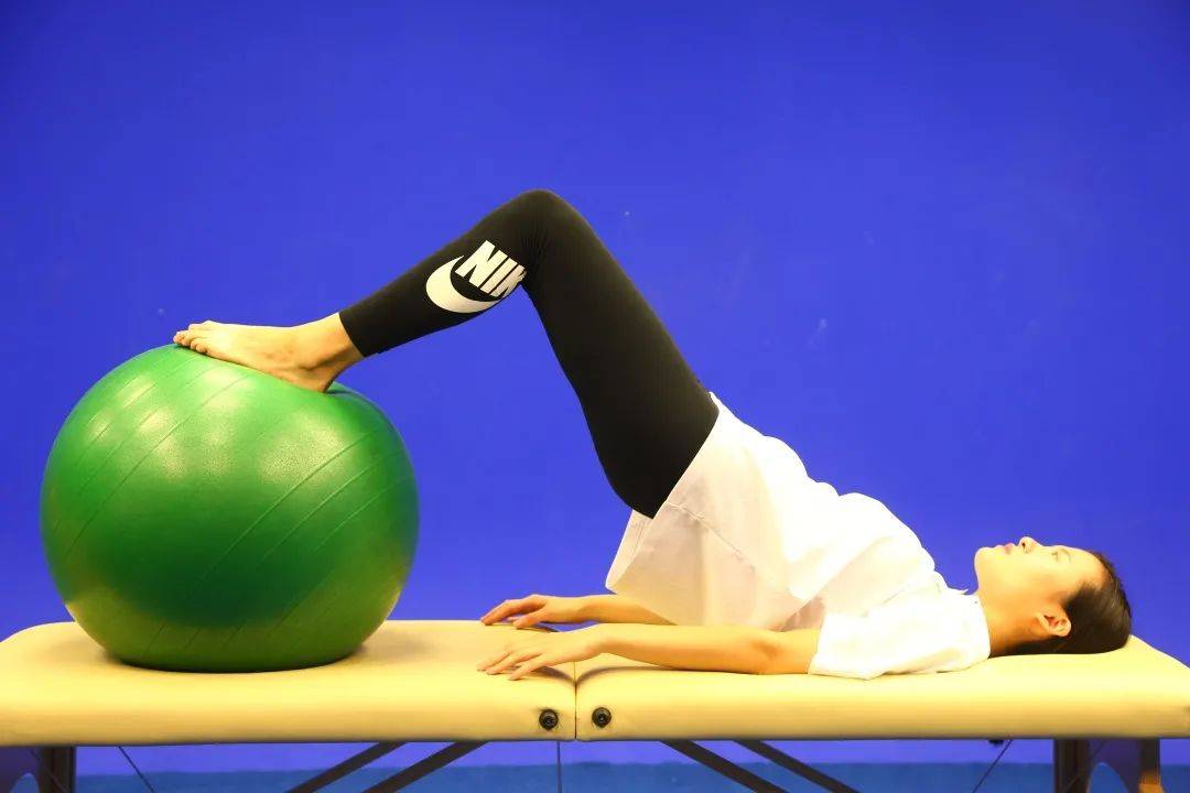 核心稳定训练:腰痛治疗的"好帮手"