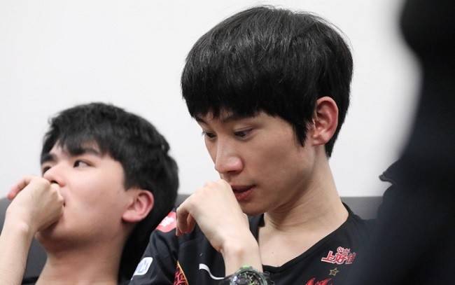 doinb表示十号左右就能官宣结束了,也就是说nuguri