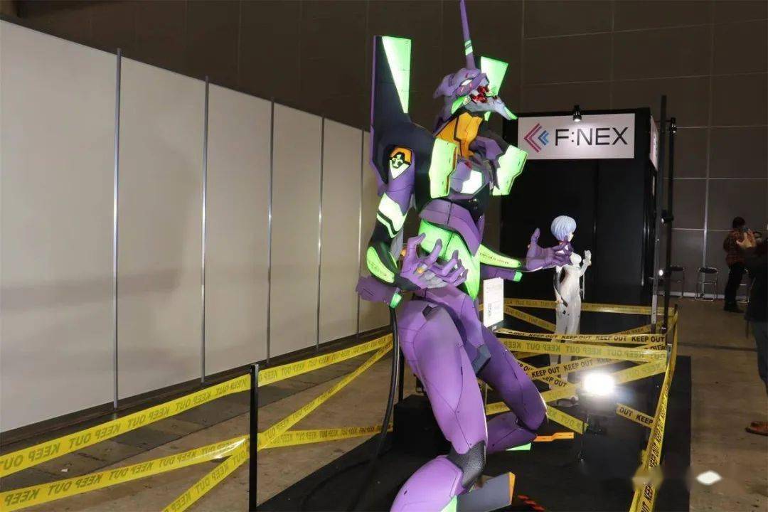 furyufnexeva初號機真人大發光立像綾波麗真人大立像樣品展出