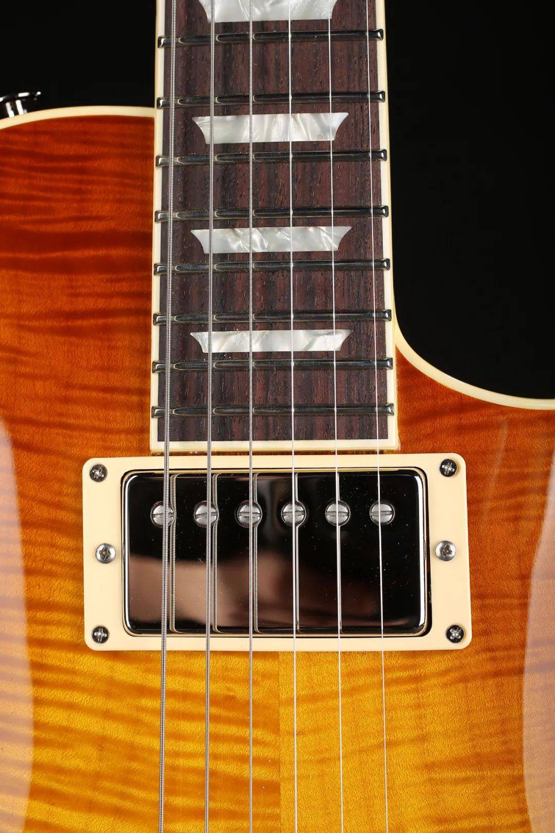 全球限量100支 | suhr 单缺角吉他— aura