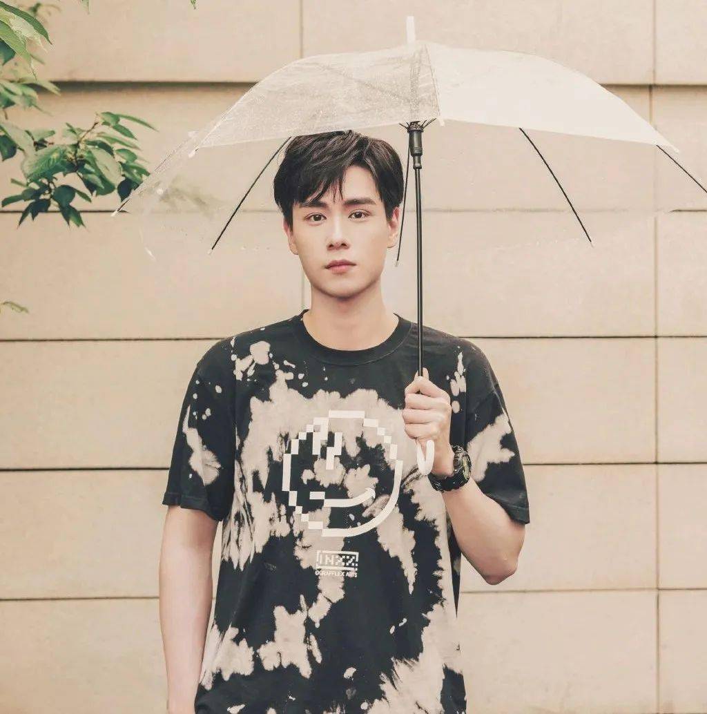 【微信头像】胡一天