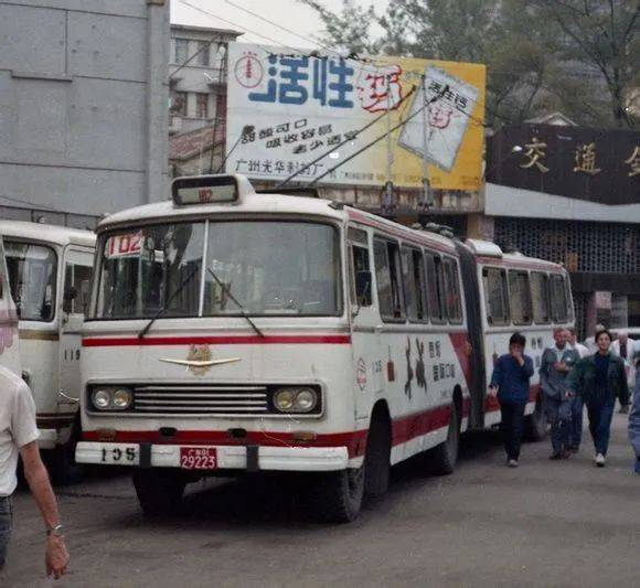 九十年代广州双层巴士