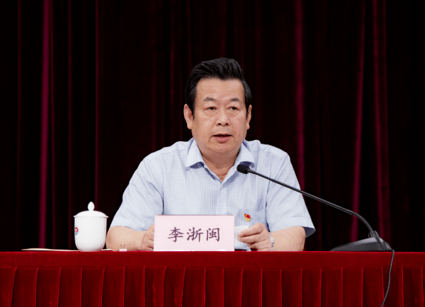 全力做大做强甬派客户端宁波日报报业集团抢抓机遇加