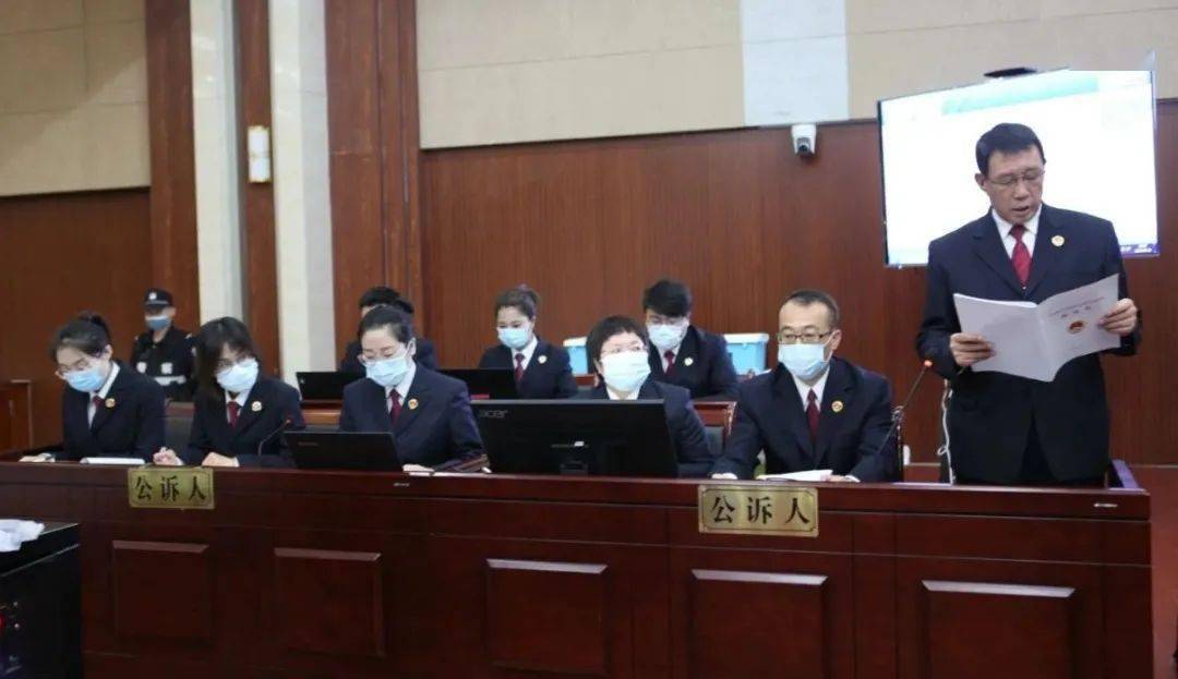 原州区法院公开宣判马小兵等22人涉黑案首犯获刑20年