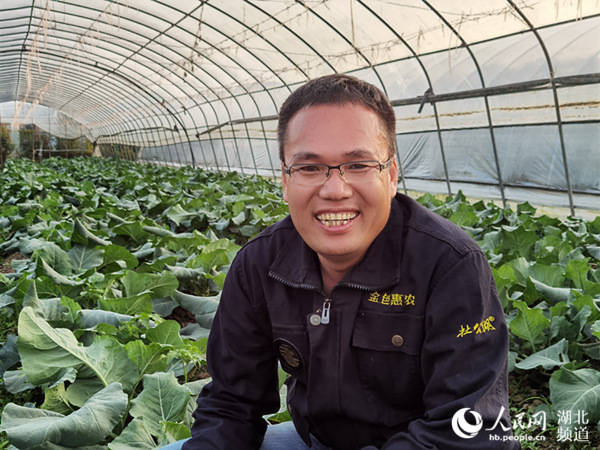 王建兵:把田间地头变"生产车间"