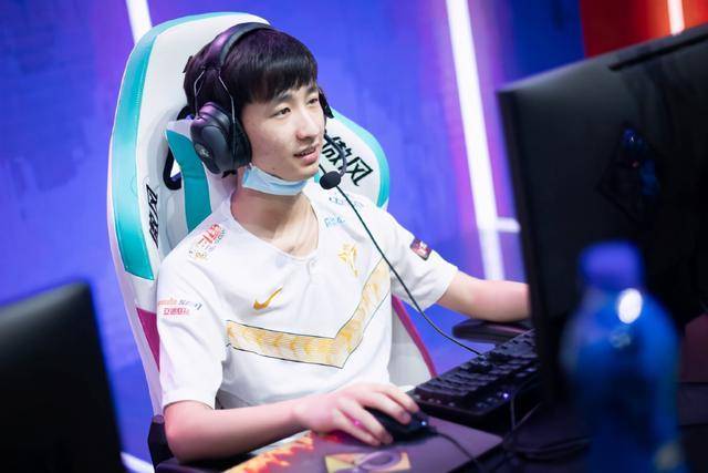 知情人爆料condi将去we当教练smlz下赛季没队伍