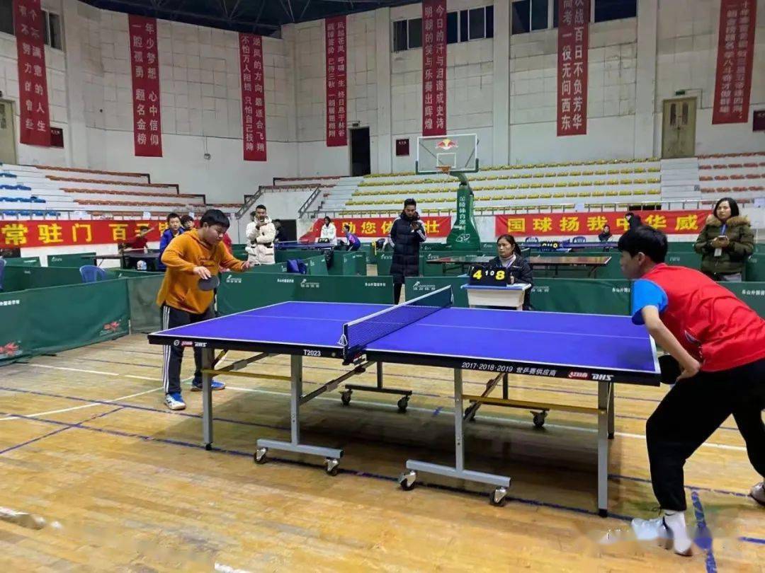 峨眉三中学子真牛连拿三个冠军