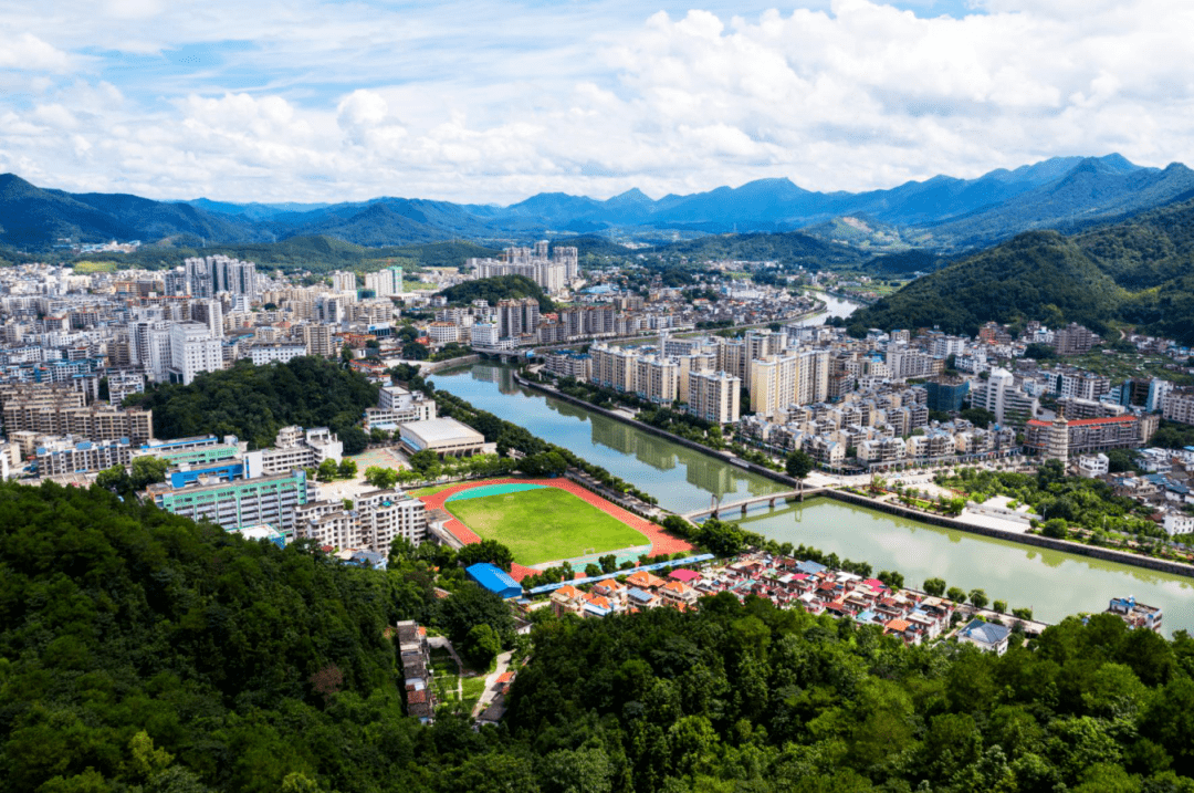 鍥而不捨精心打造仁愛之城成功創建全國文明城市的韶關仁化路徑