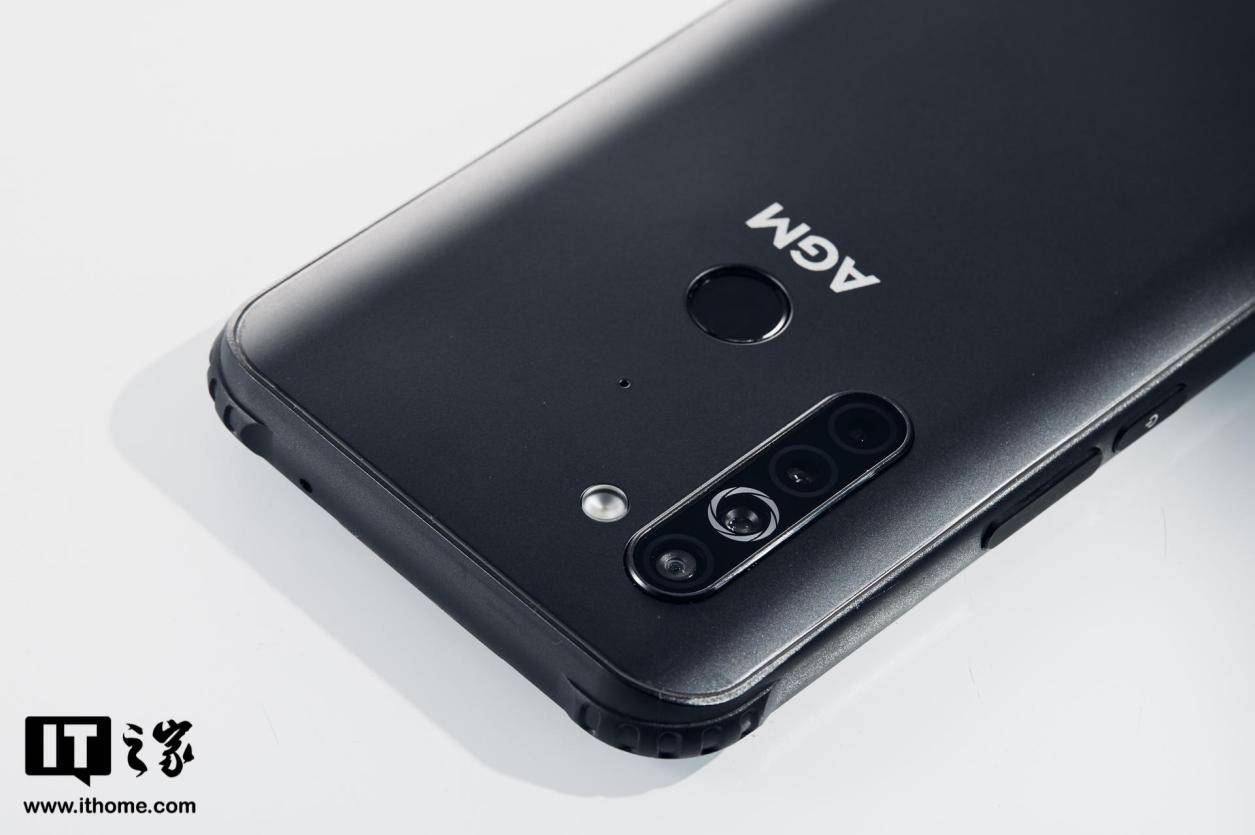 【it之家评测室】agm x5 户外三防 5g 手机体验:这次我们忘掉跑分,来