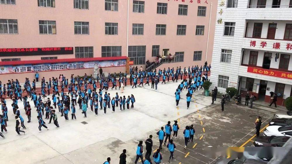 家校同携手共筑成长梦永春乌石学校举行校园开放日活动