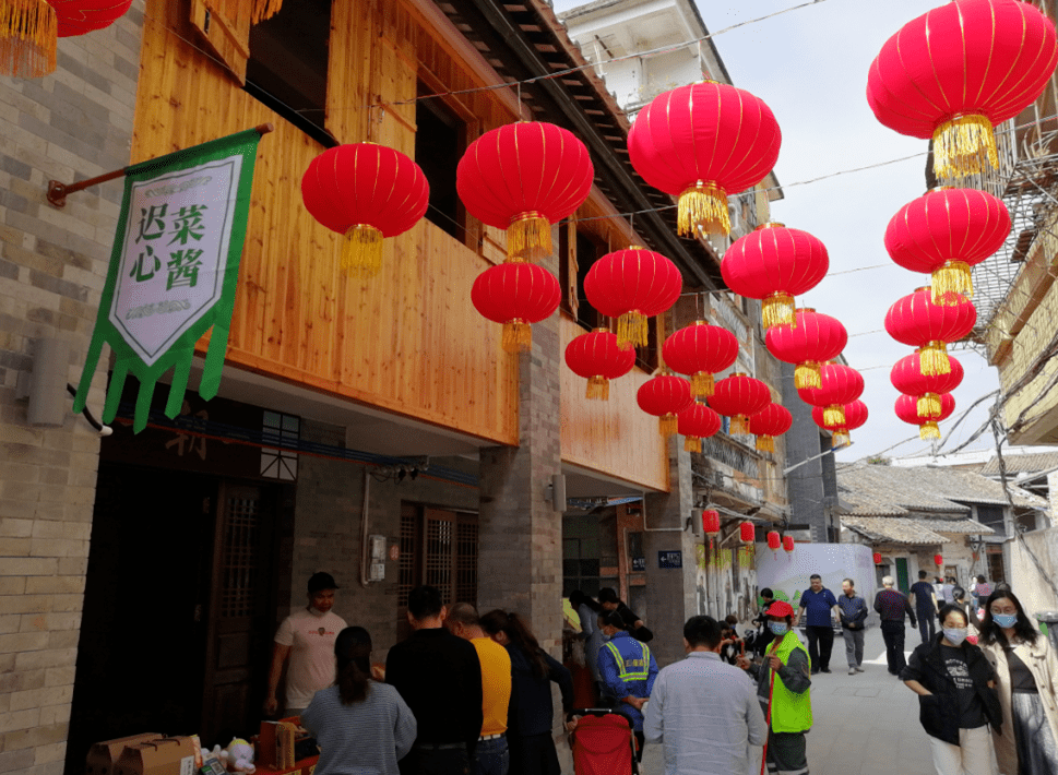 正果美食节开幕啦!_老街