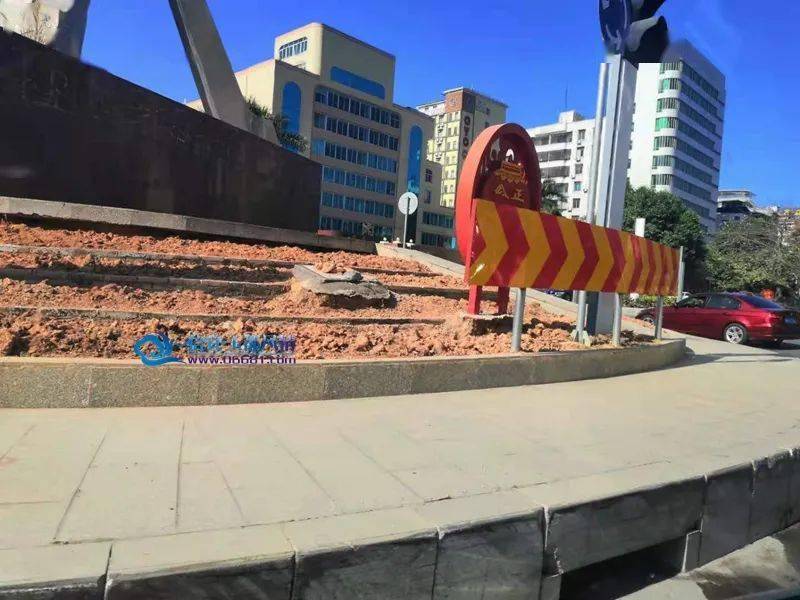 信宜飞鹰大转盘正在换新装!