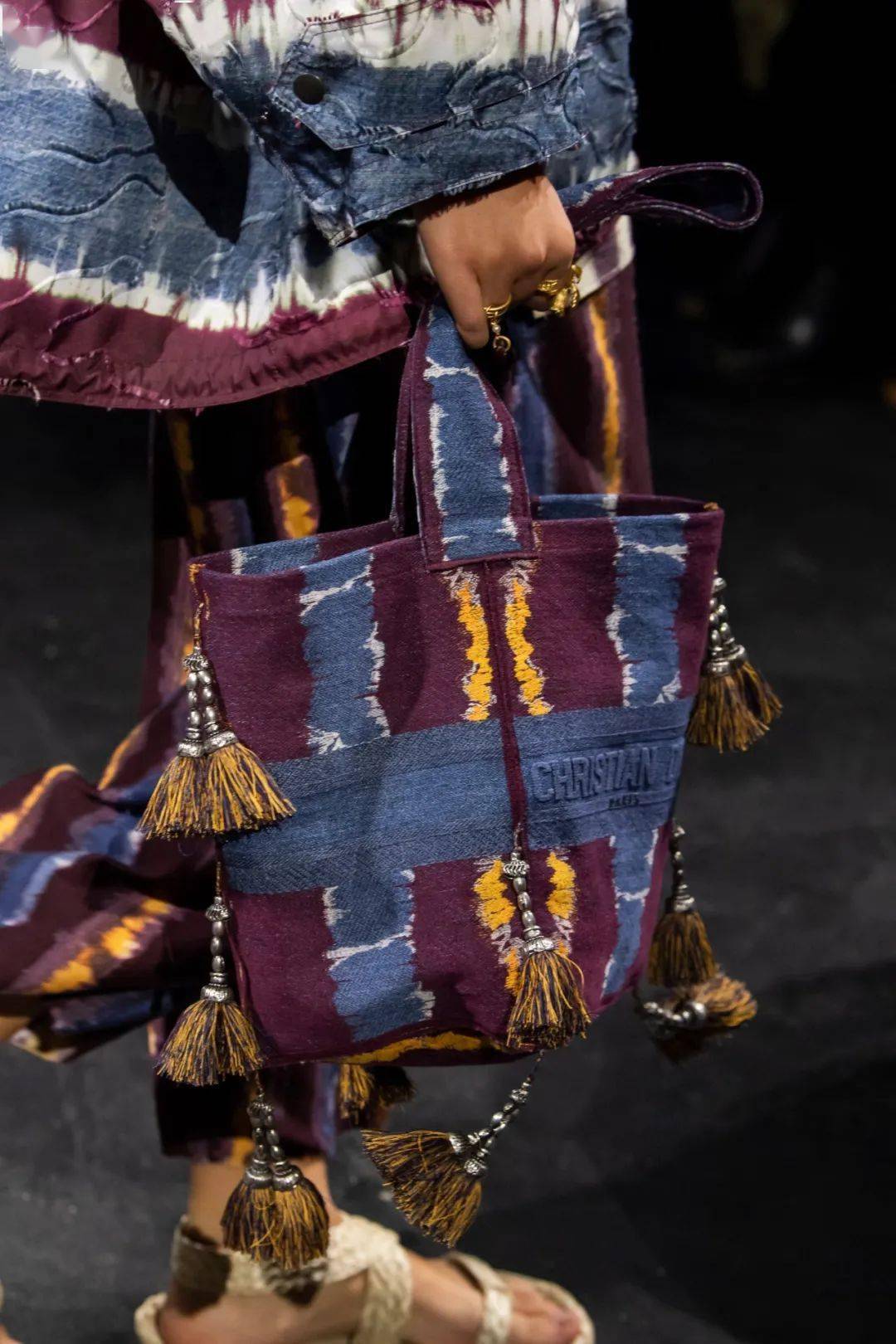 扎染教程制作独一无二的扎染时尚