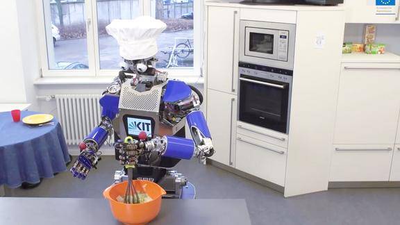 一个会做饭的机器人干活不收工钱比保姆听话