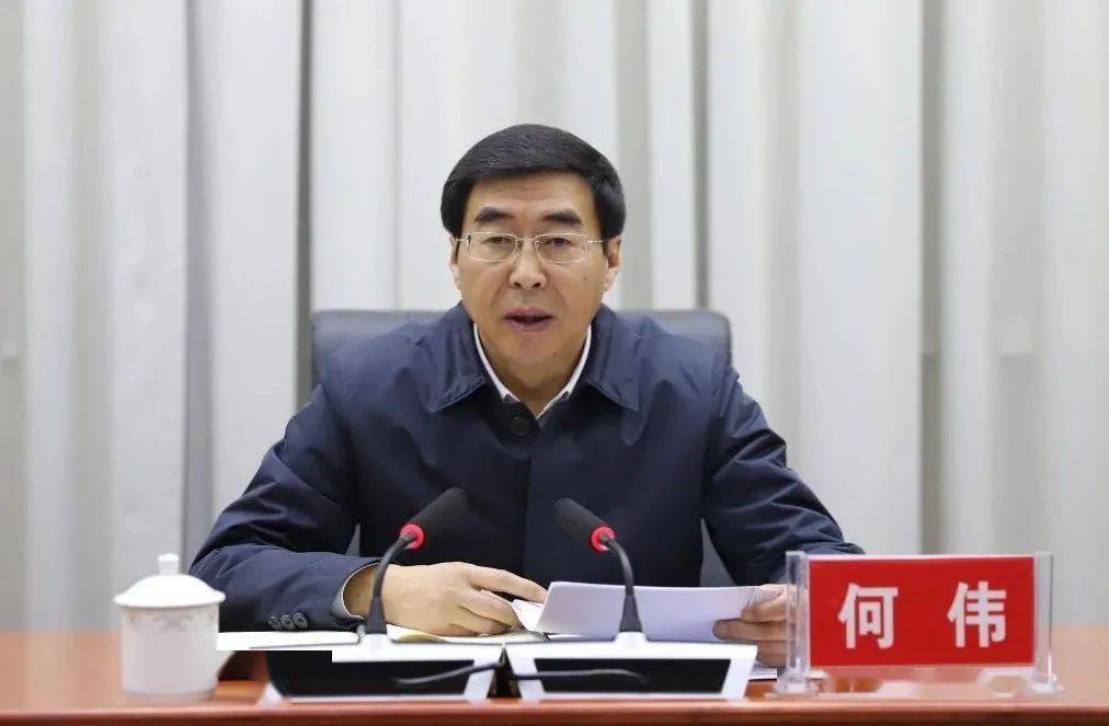 武安军安排了重要人员排查管控,道路交通大整治等工作;郝长安通报了12