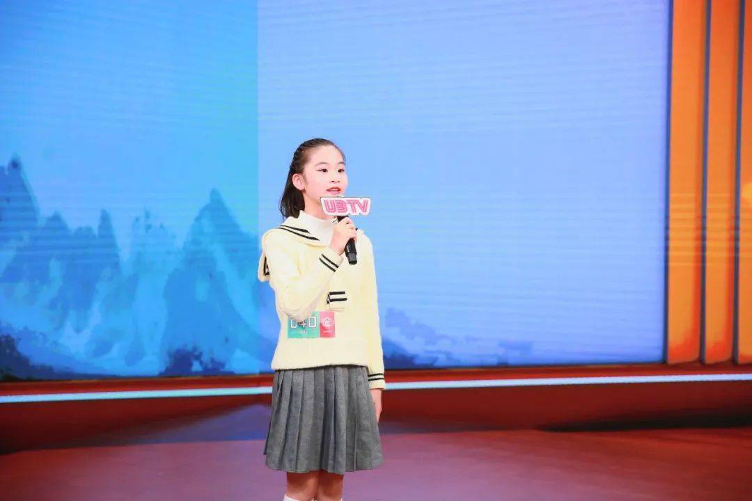 家长课堂|少儿学习演讲的好处,你了解多少?_手势