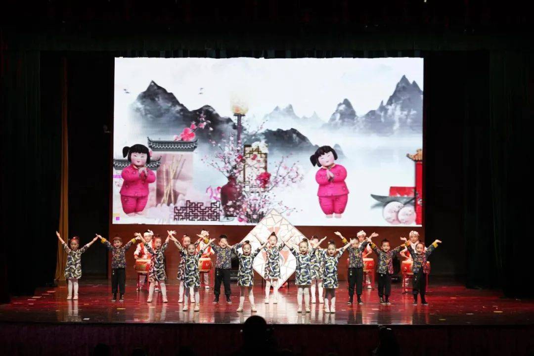 点赞安排线上海选第四趴金蓓蕾幼儿园舞蹈最美中国娃