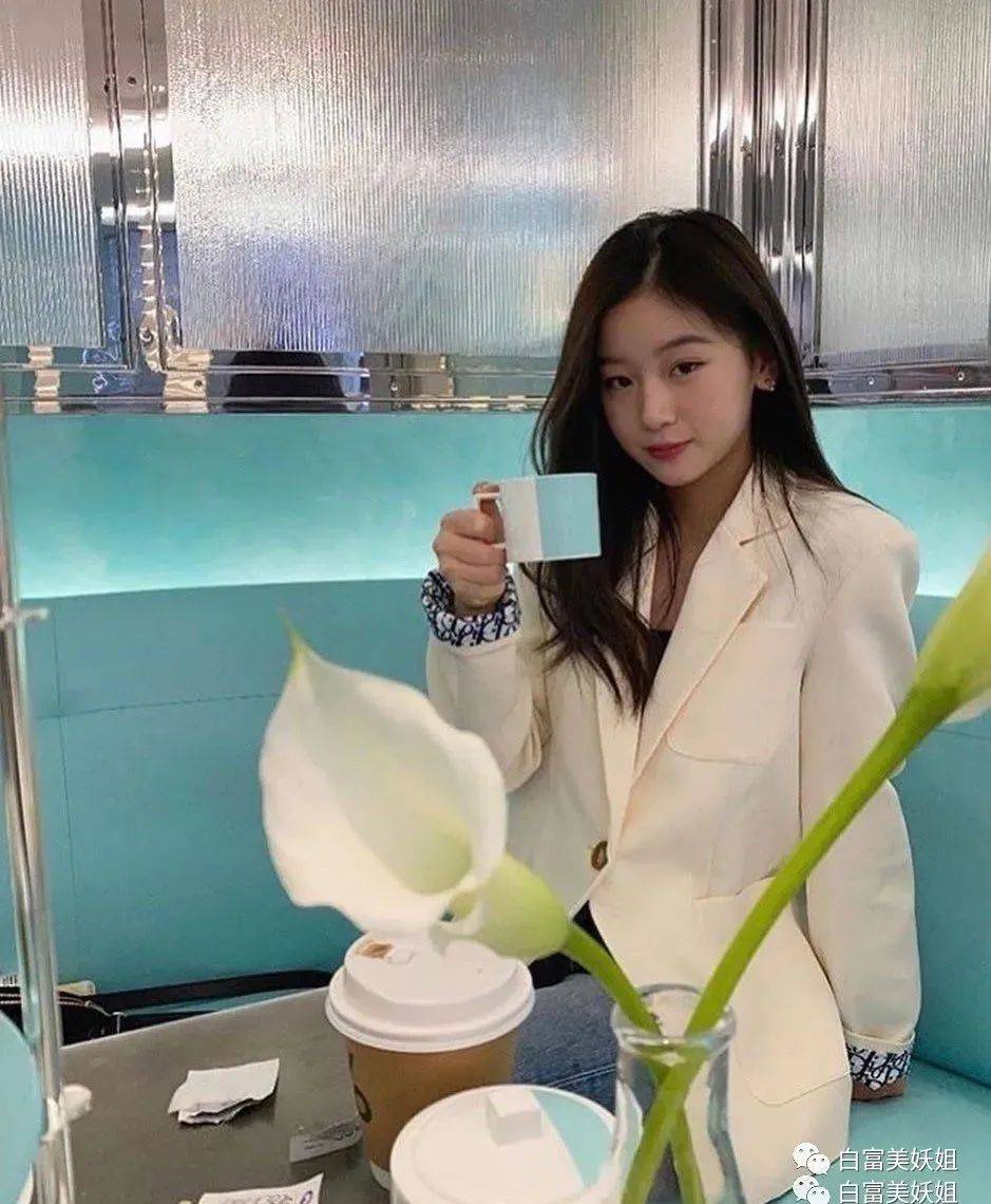 网红富二代连夜被踢出上海白富美圈!