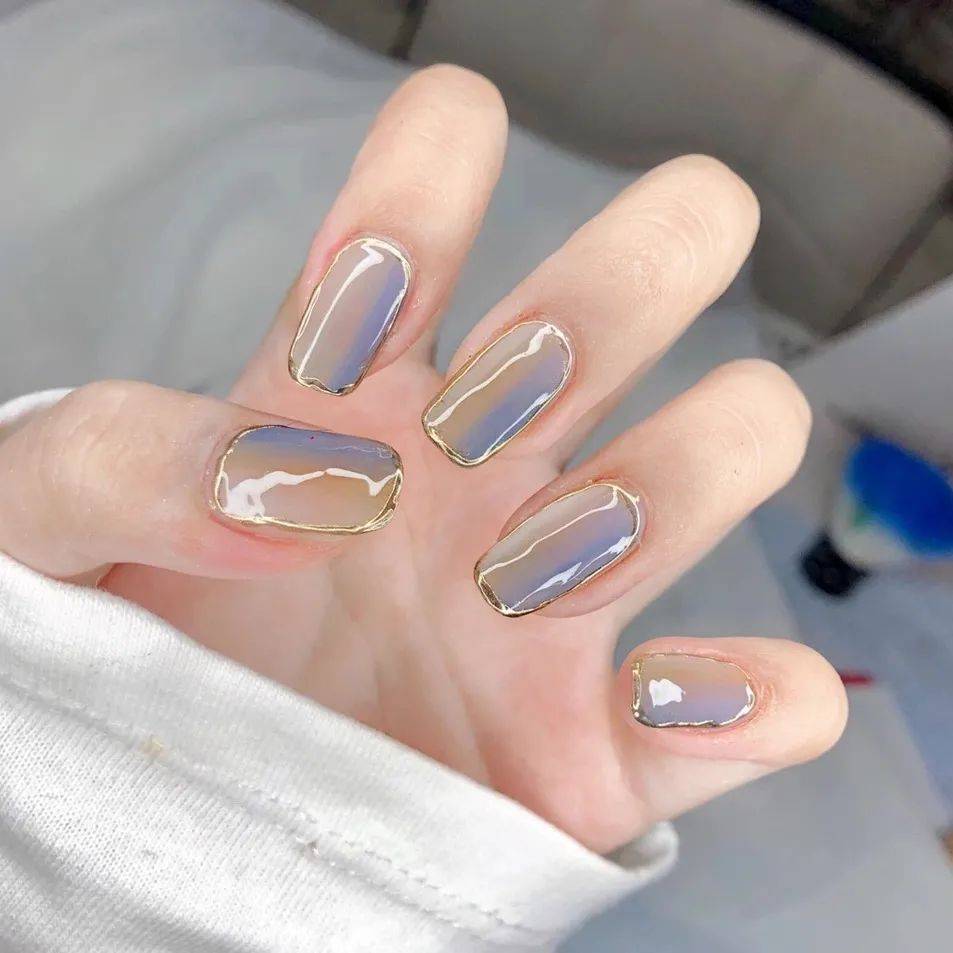 2020年最火的四大美甲元素,还不快点进来存图!