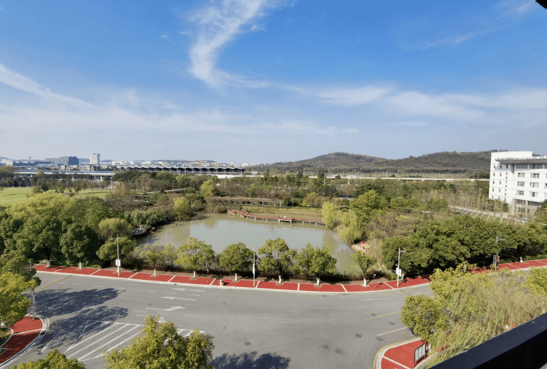 润之行青春正当时南京审计大学润园书院学生会外联部高校走访活动