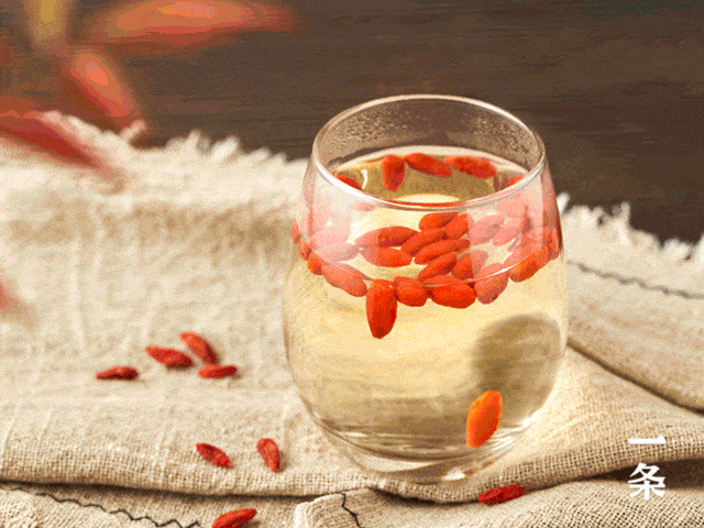 保温杯里泡枸杞就泡这个宁夏中宁的好枸杞