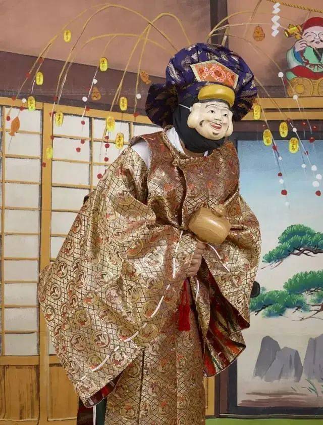 以妖怪,苍鹭,食人魔表现日本传统服饰?