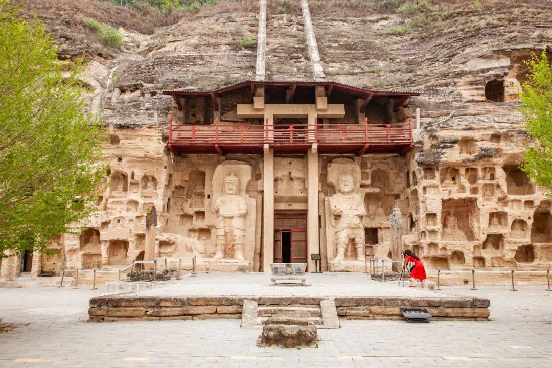 "坐高铁·游庆阳"第三站西峰丨花香蒲河 醉美西峰_石窟寺
