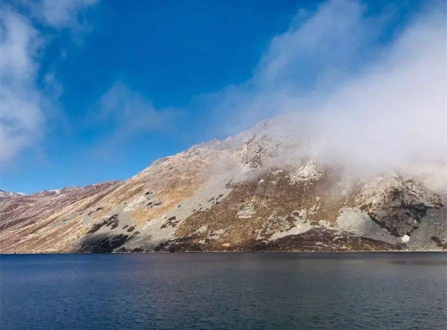 比稻城还浪漫的爱情净土,高速几乎直达的耍雪圣地!人少景美,令人惊艳!