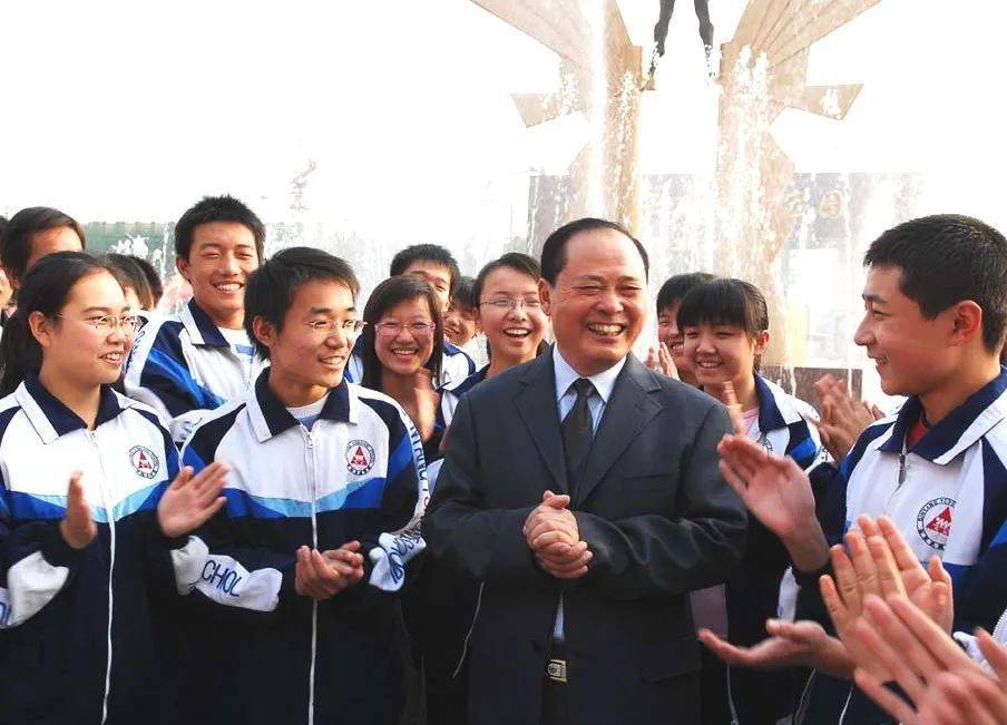 永威学校诚聘优秀教师
