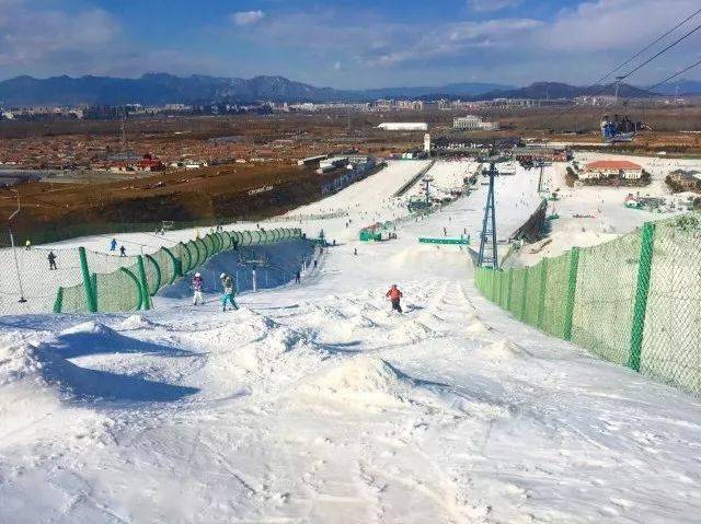 白登山滑雪场图片