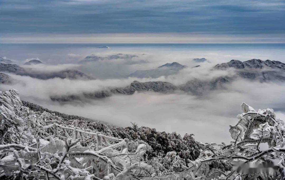 大熊山雪景图片