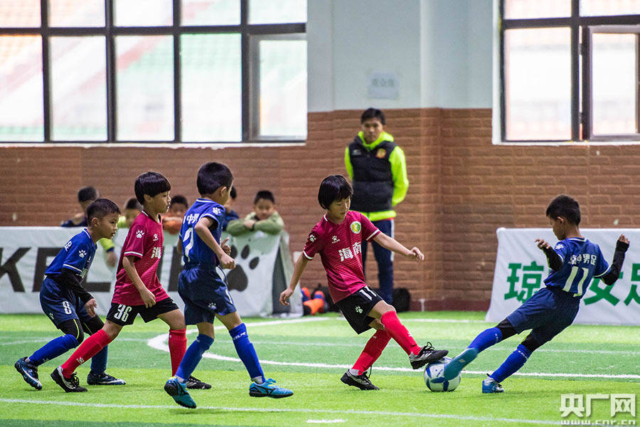 2020年海南琼中满天星青少年足球邀请赛开打
