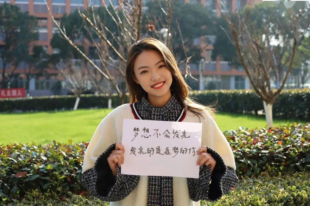 十佳歌手总决赛倒计时1天丨抢票通道今日火热开启,内附选手超美定妆照