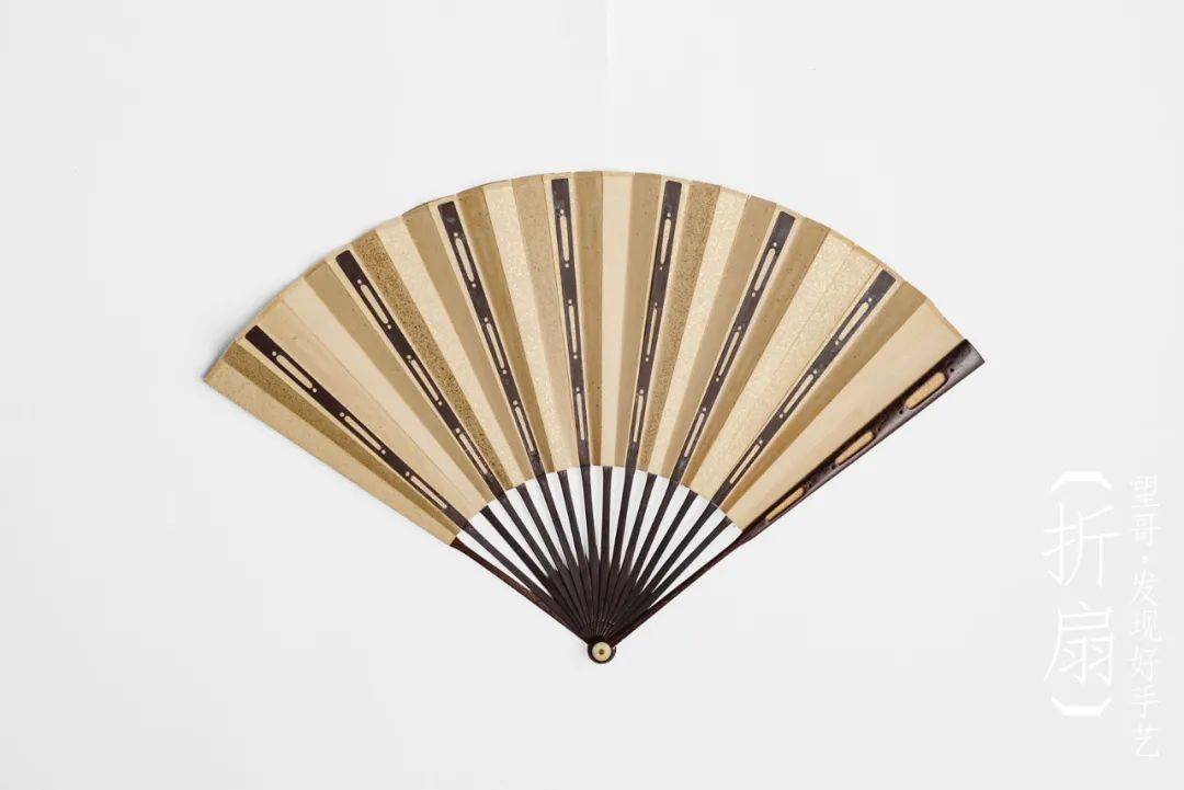 发现中国好手艺03一把折扇存八载用百年真正的折扇玩