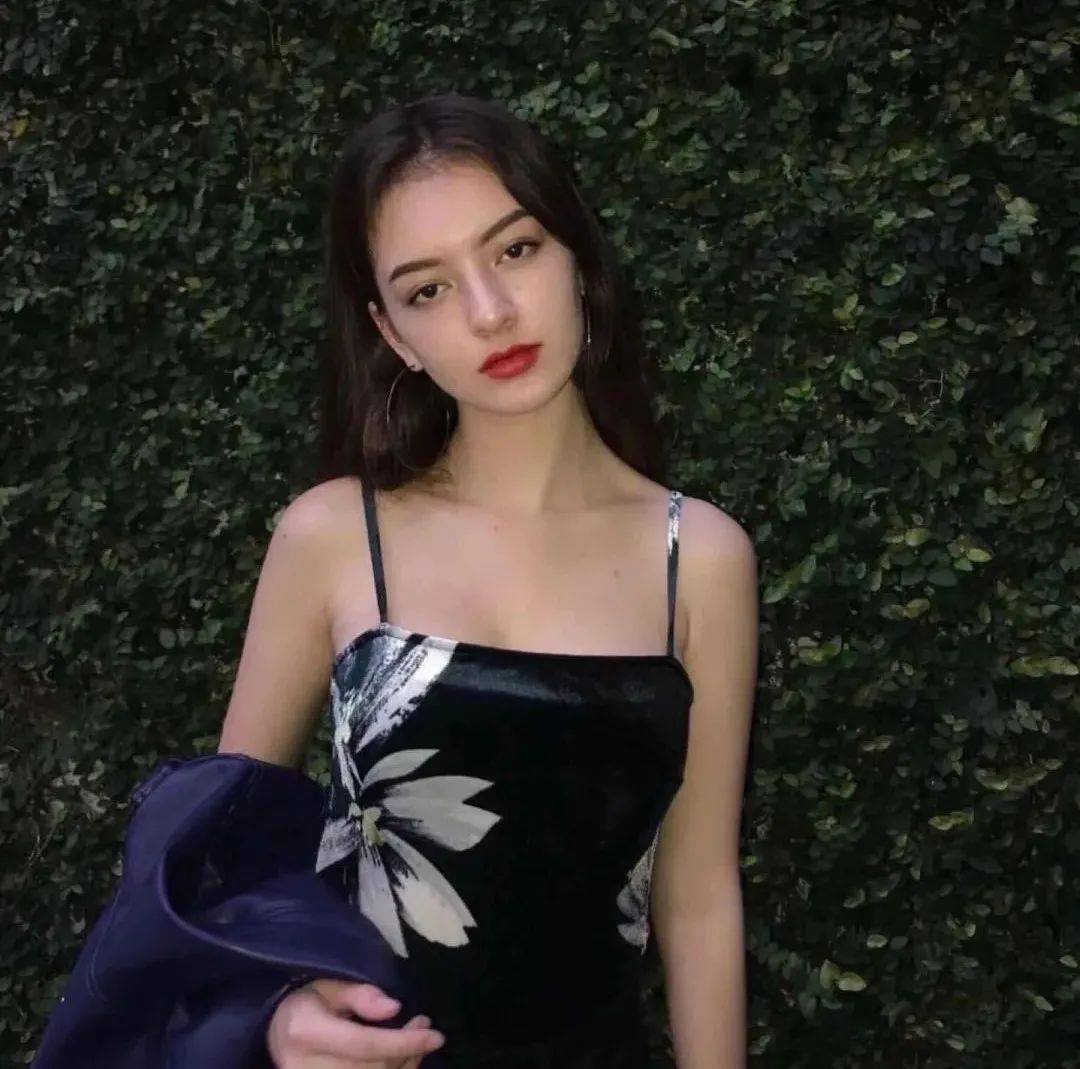 女生头像欧美很酷的女头像