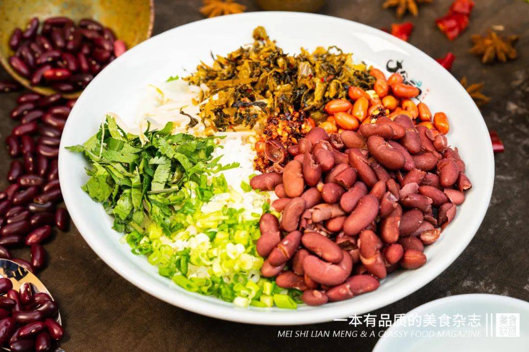 酸菜红豆泡饭图片