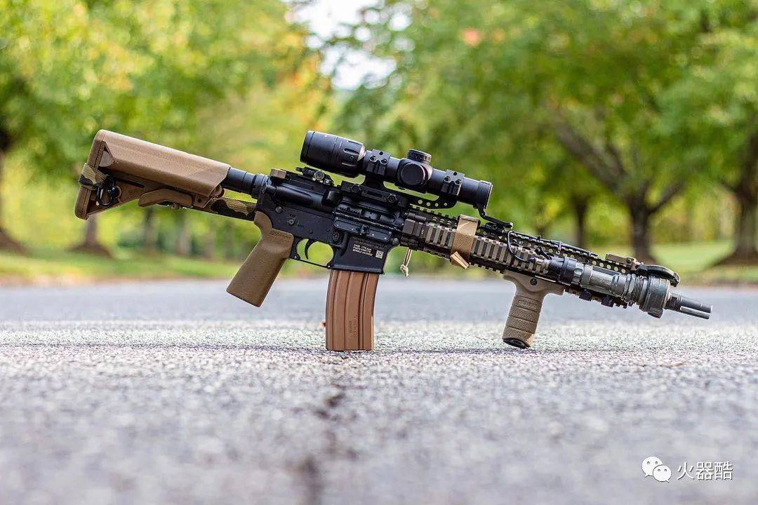 经典枪械摄影最美的枪献给最爱它的你