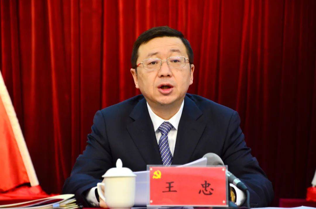 西山区全力以赴冲刺地区生产总值千亿目标以优异成绩迎接建党一百周年