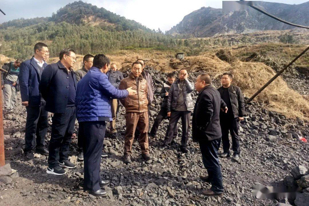 据悉,自12月4日重庆吊水洞煤矿发生事故后,益门煤矿立即启动应急响应