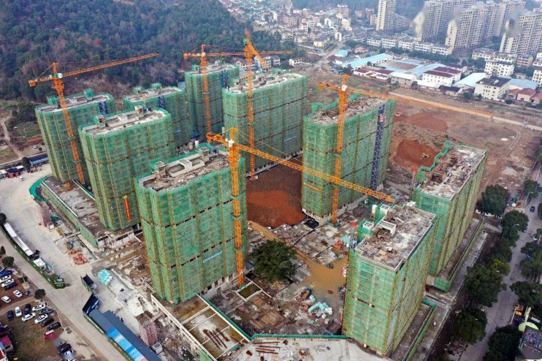 临海国庆片区一期改造工程项目主体顺利结顶