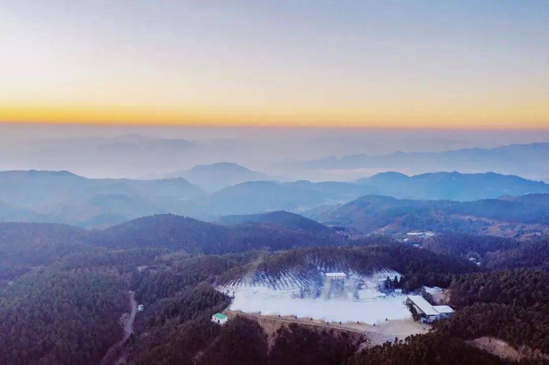 深化青田宁波山海协作奉化商量岗滑雪场开业了周末走起