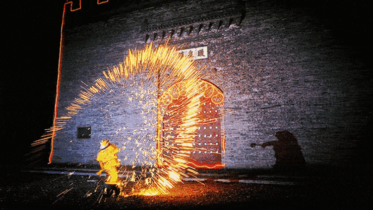 喜讯!蔚县"打树花"成功入选国家级非物质文化遗产名录